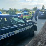 Anziano grave dopo lo schianto con un’auto in via Reale