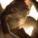 Le Mutazioni dell'Amore: Oltre l'umano