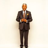 Cápsulas Culturales - Nelson Mandela, 1° Presidente negro/Sudáfrica^Líder de la lucha contra el Apartheid. Por: Diosma P. Davis*Argentina.