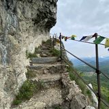 Dove il cielo si tocca con le dita la Scala nel Cielo nel Parco Regionale Campo dei Fiori