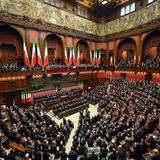 Ep. 28 - Politica: Costituzione, Referendum e Partiti in Italia 🇮🇹 Luisa's Podcast