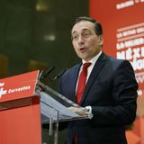 El editorial de Carlos Cuesta: Las razones por las que sí tendría que pedir perdón Albares