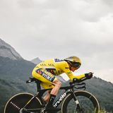 Ciclismo: Vingegaard stacca Pogacar nella crono e ipoteca il Tour de France