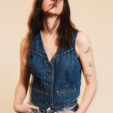 LAURA COX - Trouble Coming Interview