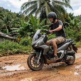 When Honda ADV 160 outperforms regular scooters on Samui?