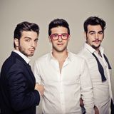 Il Volo tra passato e presente con lo show Tutti Per Uno, tra cover di grandi hit, duetti e un po' di nostalgia per la loro musica originale
