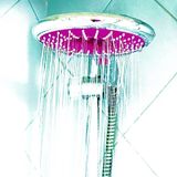 sanremo2026/fulminacci sotto la doccia