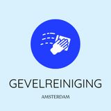 Het reinigen van natuurstenen gevels.