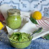 Pesto di limoni, prezzemolo e basilico