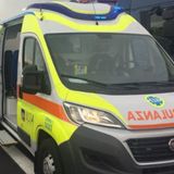 Incidente tra auto e moto in zona Fondovalle, traffico deviato lungo la provinciale 246