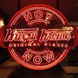 La empresa que convirtió el donut en mito y conquistó el mundo con su receta secreta y la nostalgia