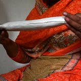Gestion des menstruations  les jeunes filles face au silence des parents (Tous à la Fada)