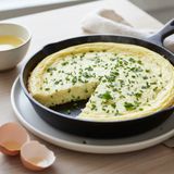 Frittata di albumi avanzati in padella: leggera, veloce e anti spreco