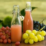 Succo d'uva fatto in casa: bevanda naturale, genuina e ricca di antiossidanti