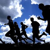 Las elecciones alteran el deporte: qué hacer si han aplazado tu carrera