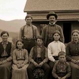 The Macabre Story of the Carter Family_s Last New Year_s Photo_ Utah_ 1857 – No One Survived