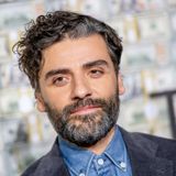 Oscar Issac is Solid Snake