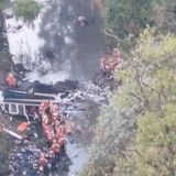 DANDO CAÑA: Tragedia en Guatemala: Autobús cae de puente y deja más de 40 muertos 😢🚌