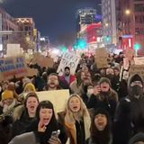 L’omicidio di Renee Good infiamma gli Usa: oltre mille le manifestazioni