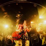 NEK!、渋谷フリーライブでメジャーデビューを祝福。メジャー1st EPから「MAGiC VoX」先行配信へ
