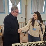 Messa di Natale del vescovo in carcere. Michielin canta per i detenuti