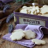 Biscotti alla lavanda