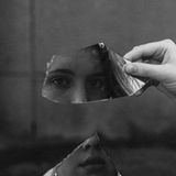 Curse of broken mirrors