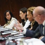 La diana económica: Los audios ocultos del apagón y la confianza de Aagesen en el sol y el viento