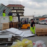 Mascherine anti-covid inutilizzate, smaltiti cento bancali dalla Protezione Civile