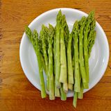 Asparagi: i Superfood di Primavera per la Salute dei Reni e Non Solo