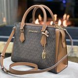 Luxury for Less – Grab the Perfect Michael Kors Bag