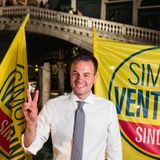 Comunali, il centrodestra tiene. Meloni: “Anche oggi rimandiamo il crollo a domani”