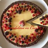 Crostata al cacao con frutti di bosco