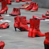 Donne vittime di violenza, aumenta di 100 euro il Reddito di libertà. D.i.Re: “Ancora pochi fondi”
