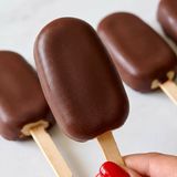 Magnum senza zuccheri aggiunti fatti in casa con 5 ingredienti