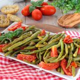 Fagiolini alla pizzaiola con pomodoro e tanto origano