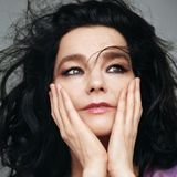 Björk. La cantautrice, compositrice, produttrice, attrice e attivista islandese, torna con un brano in aiuto dell'ambiente del suo Paese.