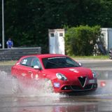 Vuoi consumare meno carburante? Controlla la pressione delle gomme