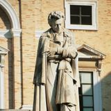 L'Infinito di Giacomo Leopardi: analisi e commento