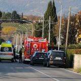 In fiamme auto parcheggiata in via Granezza