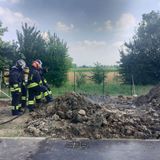 Esplosioni e fumi nel cantiere a causa di residuati bellici al fosforo: vigili del fuoco in azione