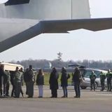 Tornano in Italia cinque giovanissime vittime dell’incendio di Crans Montana