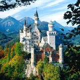 Neuschwanstein: sogno di pietra di un re solitario