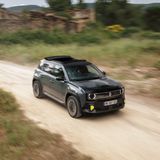 Renault 4 E-Tech Electric Plein Sud - La “R4” elettrica con tetto in tessuto e vocazione alla libertà
