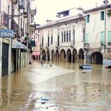 15 anni fa la Grande Alluvione. “Con le città-spugna l’acqua torna ad essere risorsa”