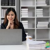 Should I Use an Accounting Recruiter to Find a Job
