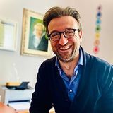 Stefano Manera: «Un ebook per stare bene con noi stessi»