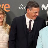 Federico a las 7: Sánchez posa junto a Almodóvar