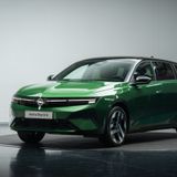 Opel Astra e Astra Sports Tourer: la compatta si rinnova tra design, luce e comfort