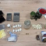 Oltre 200 grammi di droga e munizioni rinvenute dai carabinieri: in manette un 57enne incensurato